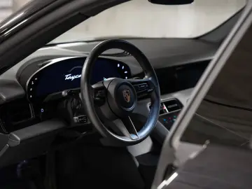 PORSCHE Taycan 4S BOSE Sport InnoDrive Surround View