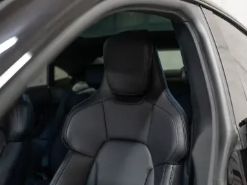 PORSCHE Taycan 4S BOSE Sport InnoDrive Surround View