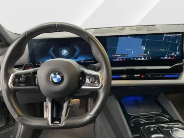 BMW 520d A Lim M Sportpaket Komfortsitze etc.