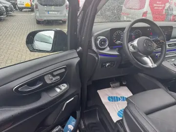 MERCEDES-BENZ V 300 d 4M AVANTGARDE Lang AHK elSitze…