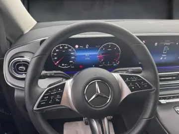 MERCEDES-BENZ V 300 d 4M AVANTGARDE Lang AHK elSitze…