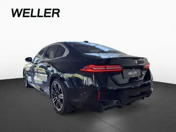 BMW 520d M SPORT AdLED DA  KomfSitze SHZ Kamera 19