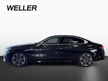 BMW 520d M SPORT AdLED DA  KomfSitze SHZ Kamera 19