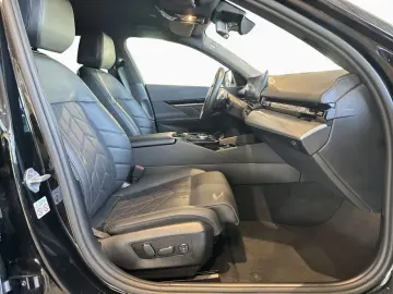 BMW 520d M SPORT AdLED DA  KomfSitze SHZ Kamera 19