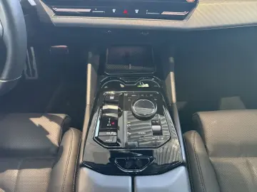 BMW 520d M SPORT AdLED DA  KomfSitze SHZ Kamera 19