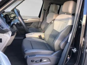 VW T7 Multivan 1.5 TSI eHybrid 4Motion ACC DCC MATR