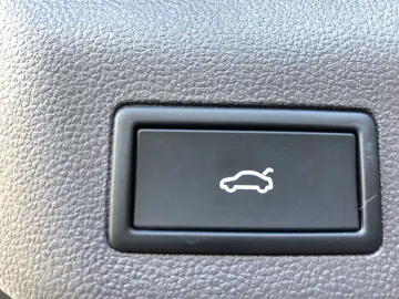 VW T7 Multivan 1.5 TSI eHybrid 4Motion ACC DCC MATR