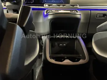 MERCEDES-BENZ V 300 d 4MATIC AVANTGARDE Lang SitzLUF…