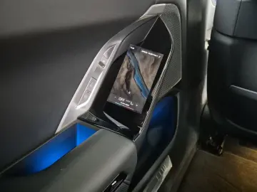 BMW 750e xDrive M Sport Pro Head-Up