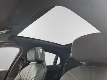 BMW 750e xDrive M Sport Pro Head-Up