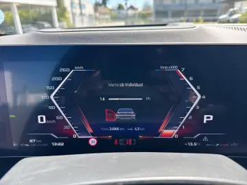 BMW X6 M60i xDrive Bowers