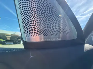 BMW X6 M60i xDrive Bowers