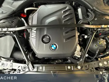 BMW 740d A xDrive M-Sport Navi ACC HUD Skylou Sitzhg