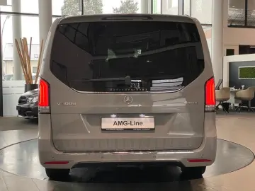 MERCEDES-BENZ V 300d lang 4M AMG MBUX Sbel Sthz Pano DTR AHK