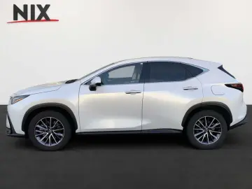 LEXUS NX 450h  E-FOUR Business KAMERA