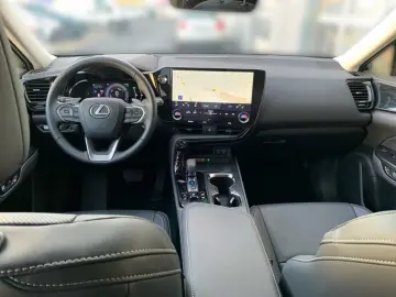 LEXUS NX 450h  E-FOUR Business KAMERA