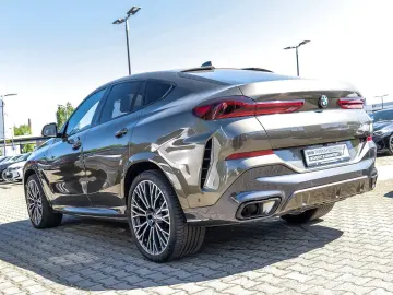 BMW X6 xDrive40d M Sport Sky Lounge DAP STHZ PA  22