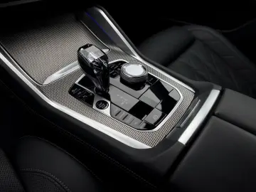 BMW X6 xDrive40d M SPORTPAKET Head-Up Komfortsitze P