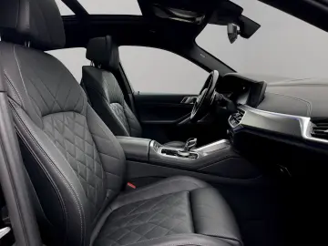 BMW X6 xDrive40d M SPORTPAKET Head-Up Komfortsitze P