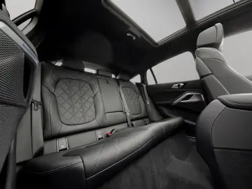 BMW X6 xDrive40d M SPORTPAKET Head-Up Komfortsitze P