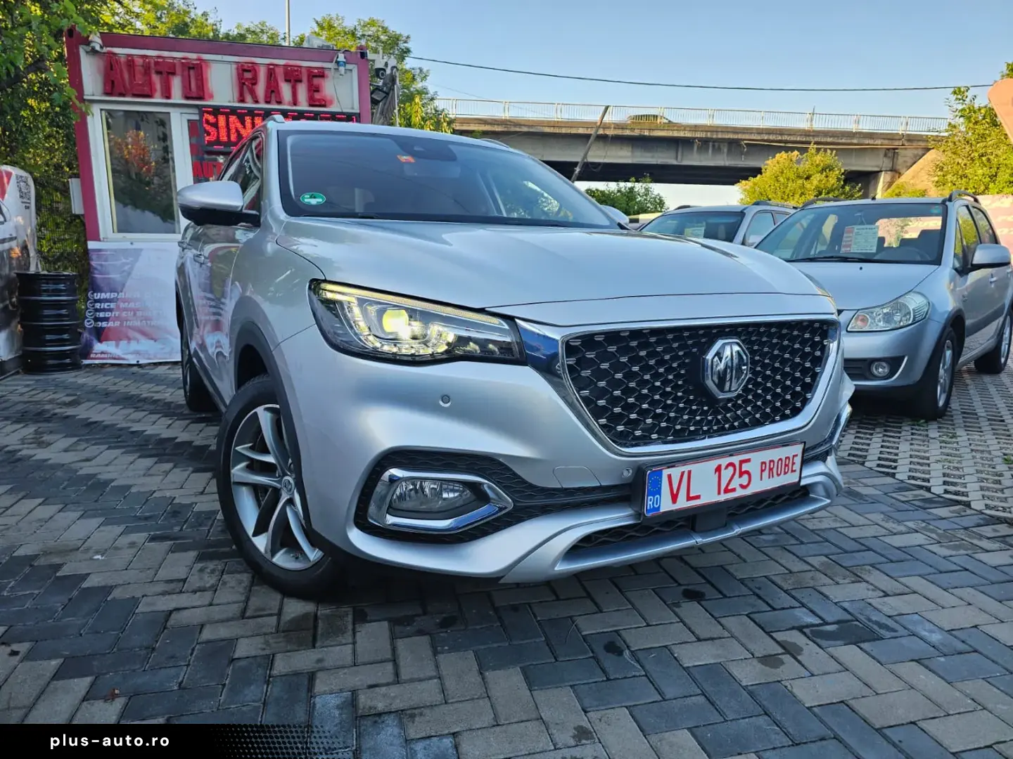 MG EHS Luxury Plug-in hybrid 2023