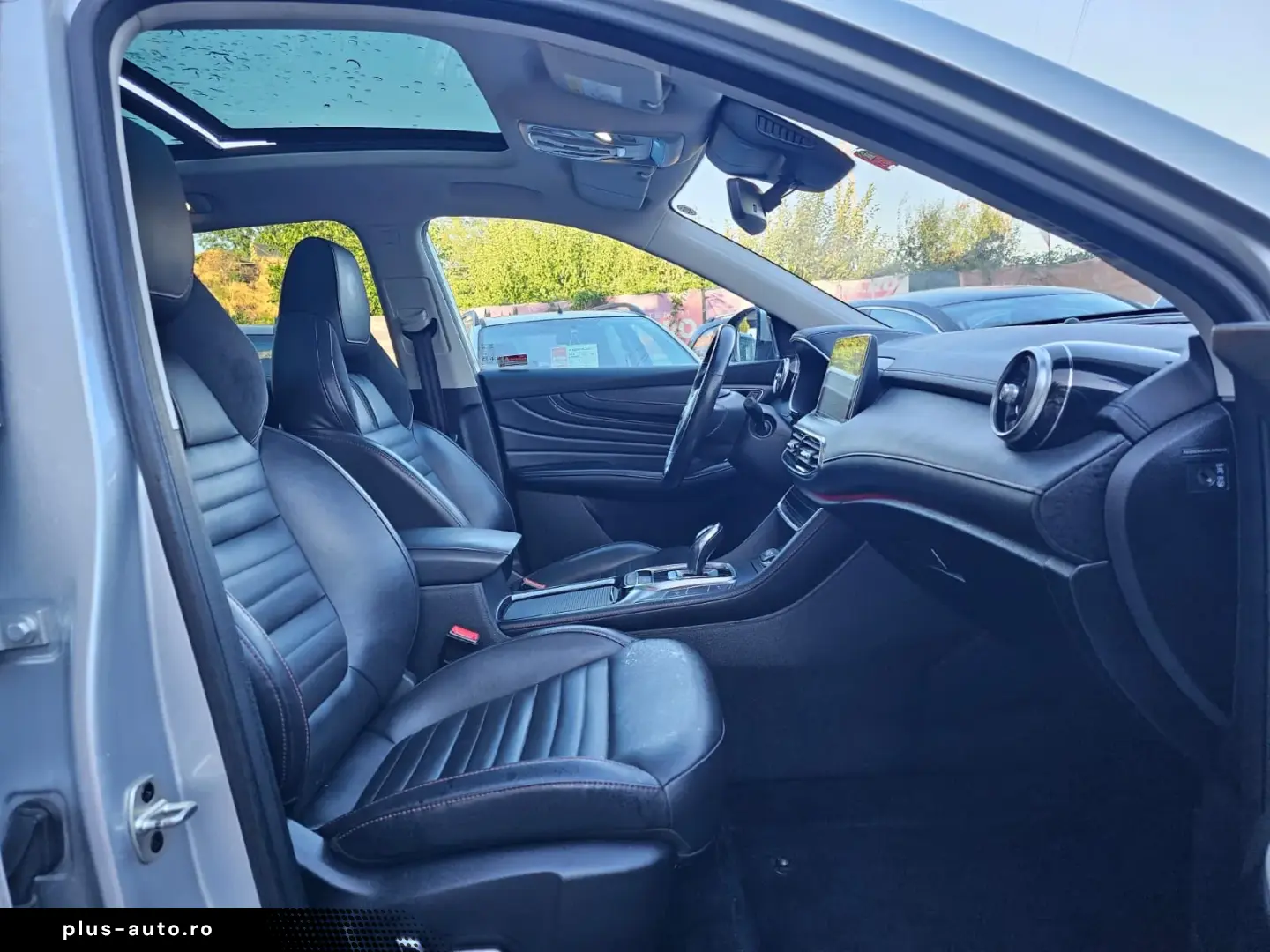 MG EHS Luxury Plug-in hybrid 2023