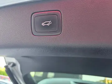 MG EHS Luxury Plug-in hybrid 2023