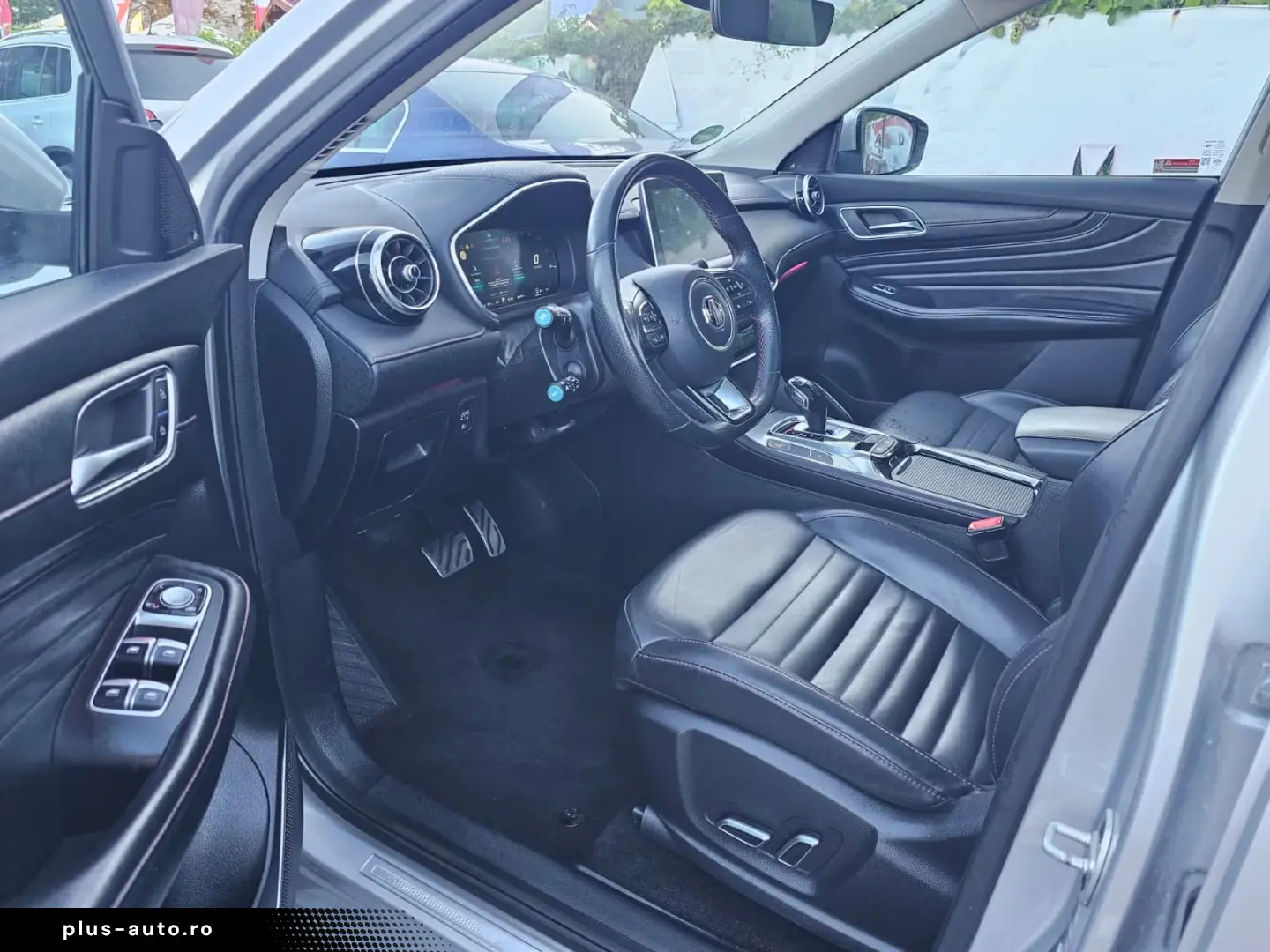 MG EHS Luxury Plug-in hybrid 2023