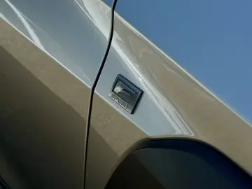 LEXUS UX 250h ACC VIRT.CP Car.Play RFK FSPORT LED