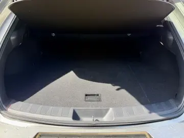 LEXUS UX 250h ACC VIRT.CP Car.Play RFK FSPORT LED