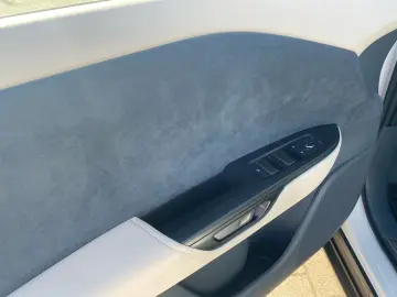 LEXUS RZ 450e Luxury Paket  Allrad 20Zoll Pano dimmbar