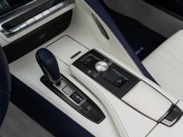 LEXUS LC 500 Cabriolet Mark Levinson  Nanoe 360