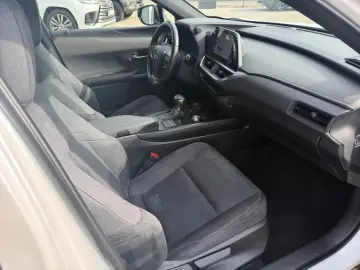 LEXUS UX 250 h Style.LED.ACC.Kamera.