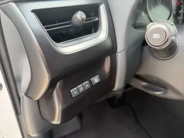 LEXUS UX 250 h Style.LED.ACC.Kamera.