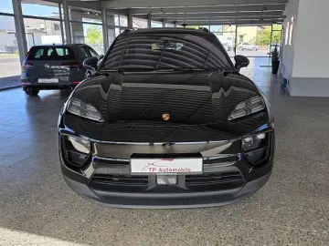PORSCHE Macan E 4S Pan Luft Vierradl. Matrix HuD AHK 360