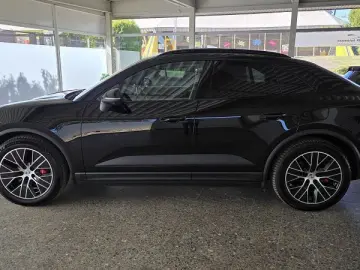 PORSCHE Macan E 4S Pan Luft Vierradl. Matrix HuD AHK 360