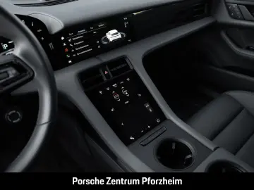 PORSCHE Taycan Sport Turismo BOSE Luftfederung 21-Zoll