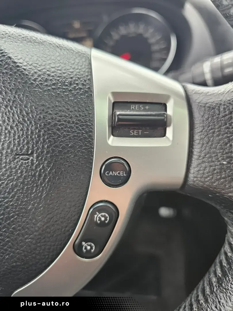 Nissan Qashqai 2 1.6dci 2014 7-locuri 130 cai