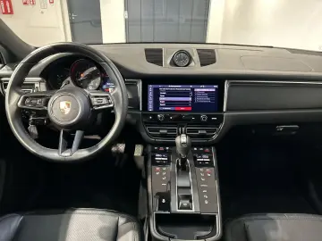 PORSCHE Macan Panoramadach Rückfahrkamera nur 13.950 km