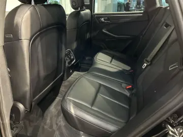 PORSCHE Macan Panoramadach Rückfahrkamera nur 13.950 km