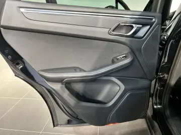 PORSCHE Macan Panoramadach Rückfahrkamera nur 13.950 km