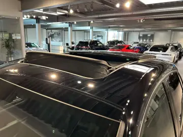 PORSCHE Macan Panoramadach Rückfahrkamera nur 13.950 km