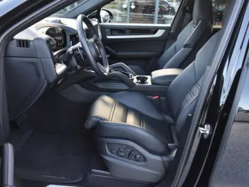 PORSCHE CAYENNE Coupé Hybride Bose PANO ACC 22' Air