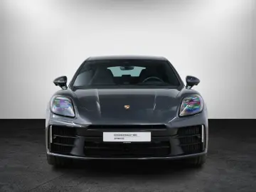 PORSCHE Panamera 4 E-Hybrid