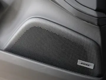 PORSCHE Panamera 4 E-Hybrid