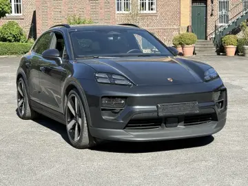 PORSCHE Macan 4S LED MATRIX 22 ZOLL SPORT PANORAMA ABSTA