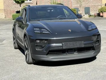 PORSCHE Macan 4S LED MATRIX 22 ZOLL SPORT PANORAMA ABSTA