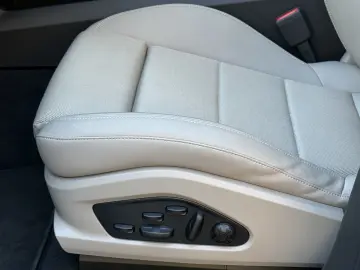 PORSCHE Macan 4S LED MATRIX 22 ZOLL SPORT PANORAMA ABSTA