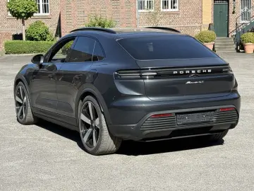 PORSCHE Macan 4S LED MATRIX 22 ZOLL SPORT PANORAMA ABSTA