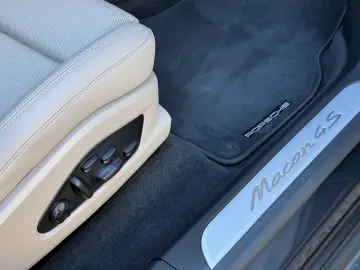 PORSCHE Macan 4S LED MATRIX 22 ZOLL SPORT PANORAMA ABSTA